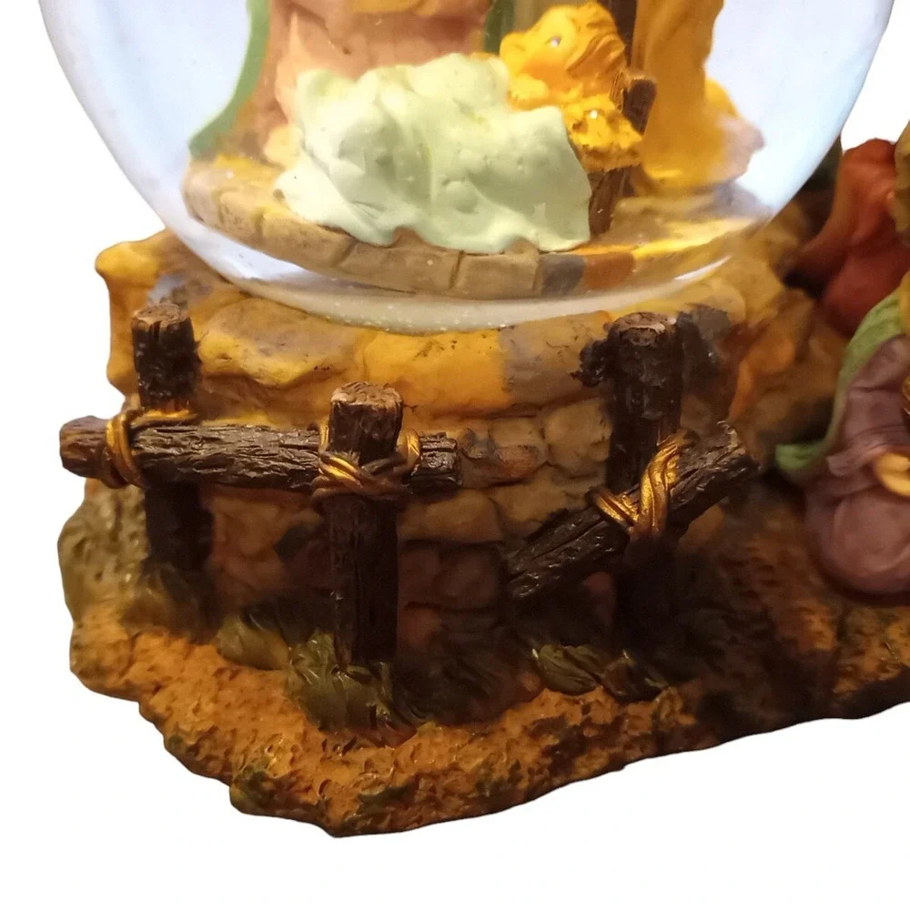 Vtg Christmas Nativity Childlike Figures Manger Scene Plays Silent Night READ